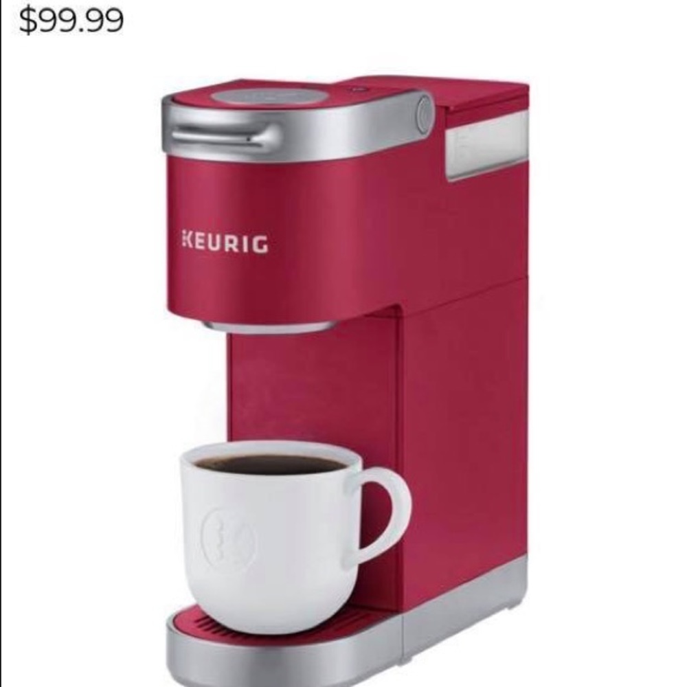 • Keurig Mini Plus • Cardinal Red • BRAND NEW